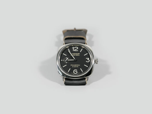 PAM00609 with Blue Strap IMAGE