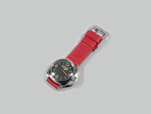PAM372 with Red Strap 47mm Panerai IMAGE