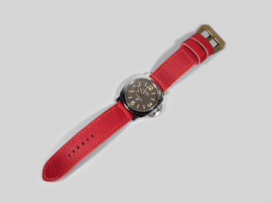 PAM00632 Panerai 44mm Ferrari red strap options IMAGE