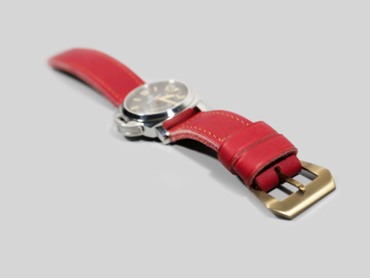 PAM00632 Panerai 44mm Ferrari red strap options IMAGE