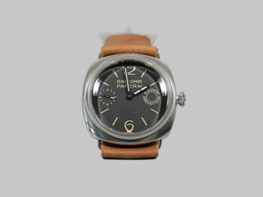 PAM00992 with brown strap IMAGE