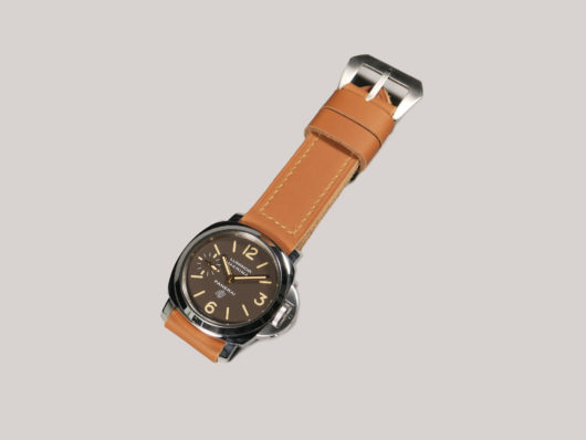 Browse 44mm Panerai Thick Strap IMAGE