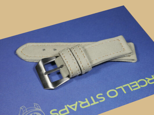 Green Panerai DUE canvas strap with leather backing IMAGE