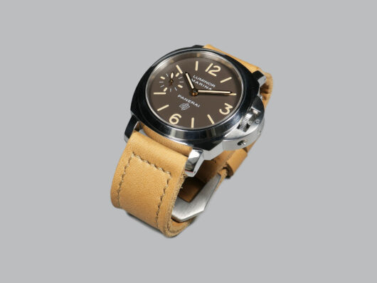 Tan leather strap for Panerai timepiece IMAGE