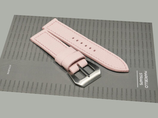 Unique Pink Panerai DUE strap on PAM00906 IMAGE