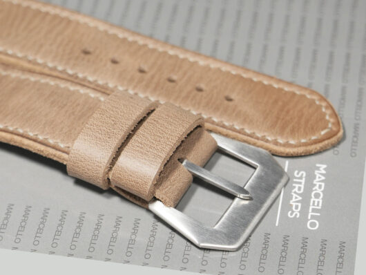 Soft leather grey Panerai strap on PAM00372 47mm Luminor